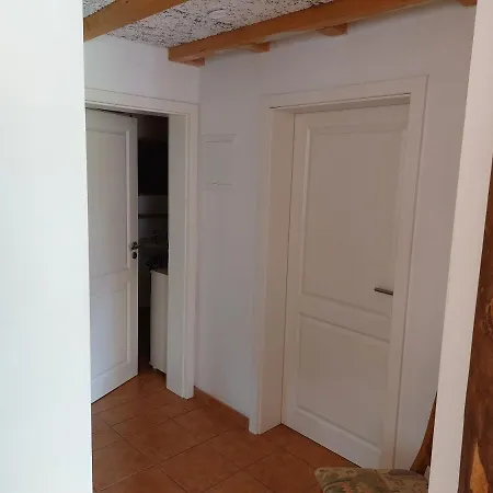 Lägenhet Fewo Leezdorf